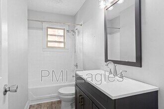 631 Ernest St in Clarksville, TN - Building Photo - Building Photo