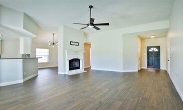 12806 Ravens Glen Ct in Cypress, TX - Building Photo - Building Photo