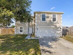 981 SW McElroy Ave in Port St. Lucie, FL - Building Photo - Building Photo