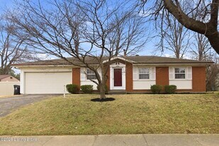 2403 Silverbrook Ave in Louisville, KY - Building Photo