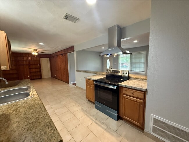 property at 2206 Eriksson St