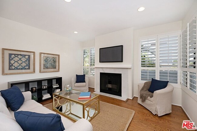 12115 San Vicente Blvd in Los Angeles, CA - Building Photo - Building Photo