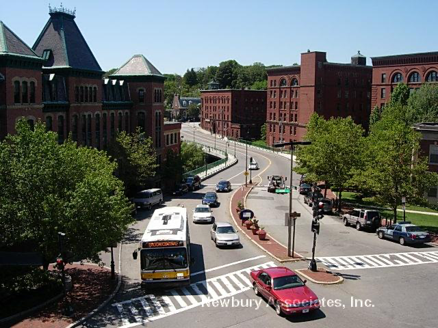 1213 Adams St, Unit 3 in Boston, MA - Foto de edificio - Building Photo