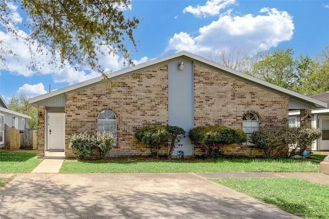 property at 3011 Taylor St