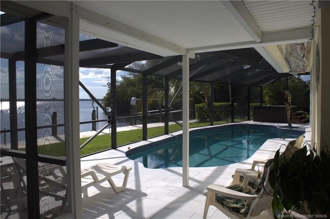 2744 Howard Creek Ln in Stuart, FL - Building Photo - Building Photo