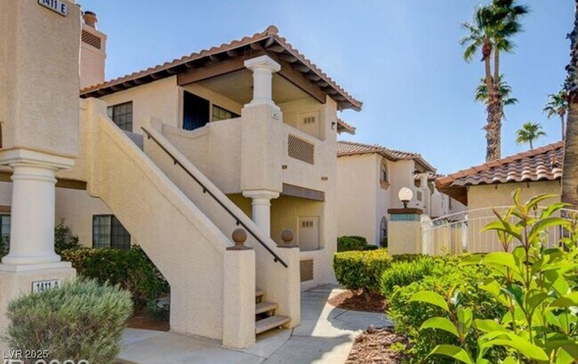property at 1411 Santa Margarita St