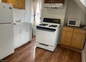 11 Carteret St in Newark, NJ - Building Photo - Building Photo