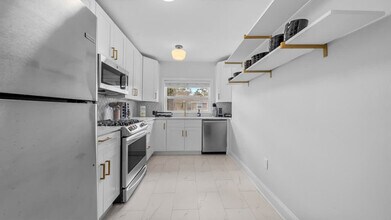 720 1/2 W Woodlawn Ave in Tampa, FL - Building Photo - Building Photo