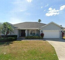 2616 Hickory View Loop in Lakeland, FL - Building Photo