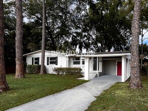 6011 Meadow Ln in Jacksonville, FL - Foto de edificio - Building Photo