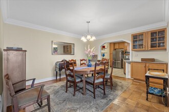 5101 River Rd in Bethesda, MD - Foto de edificio - Building Photo