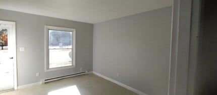 2667 Dr Carver Rd in Charlotte, NC - Foto de edificio - Building Photo