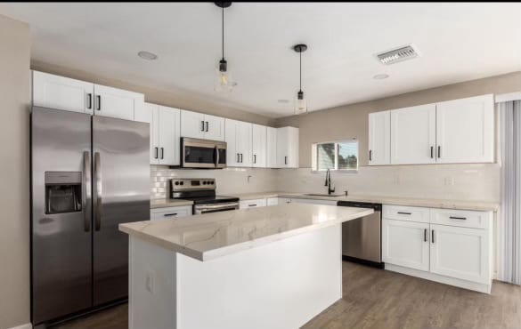 1217 W Elna Rae St in Tempe, AZ - Building Photo - Building Photo