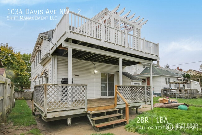 1034 Davis Ave NW in Grand Rapids, MI - Building Photo - Building Photo