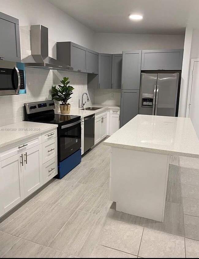 property at 9346 S Belfort Cir