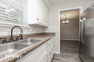 418 Helton Dr in Clarksville, TN - Building Photo - Building Photo