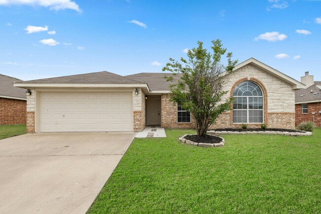 307 Leo Ln