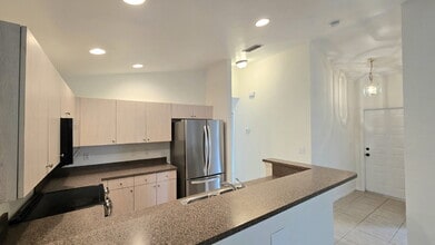 1418 SE 24th Ave in Cape Coral, FL - Building Photo - Building Photo