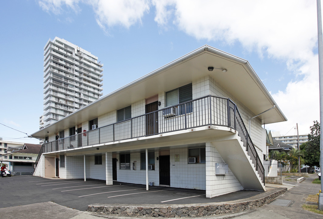 1540 Keeaumoku St in Honolulu, HI - Building Photo