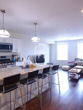 8 Newcomb St in Boston, MA - Building Photo - Building Photo