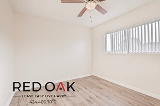 16711 Civic Center Dr in Bellflower, CA - Building Photo - Building Photo