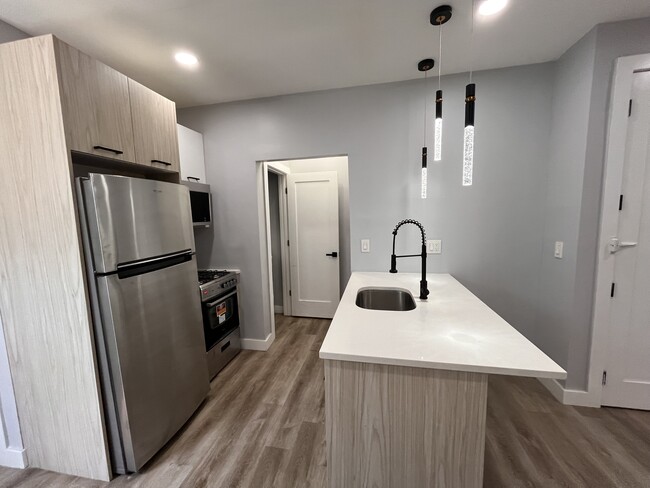 67 Lincoln St, Unit 2L