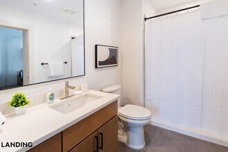 5000 Euclid Ave in Cleveland, OH - Building Photo - Building Photo