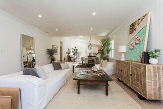 2517 Federal Ave in Los Angeles, CA - Building Photo - Building Photo