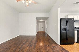 4006 Enclave Mist Ln in Richmond, TX - Building Photo - Building Photo