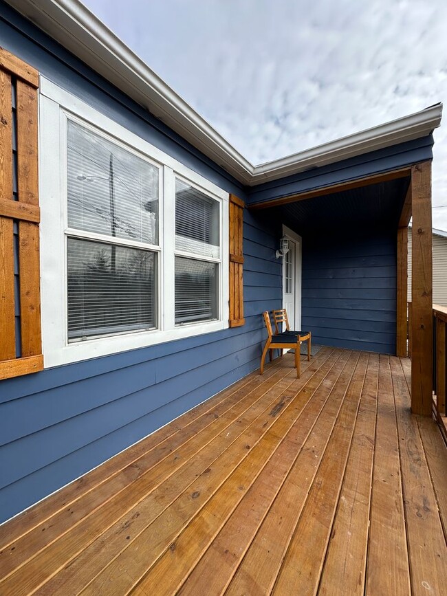 1404 W Bethel Ave in Muncie, IN - Building Photo - Building Photo