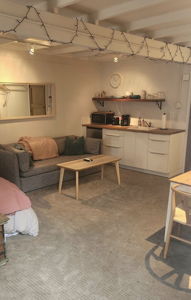 459 Boulevard Way, Unit Boulevard