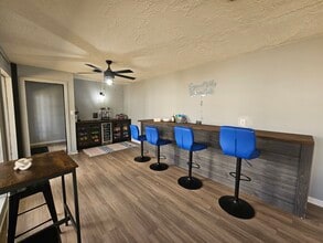 Sagewood Villas in Lufkin, TX - Foto de edificio - Building Photo