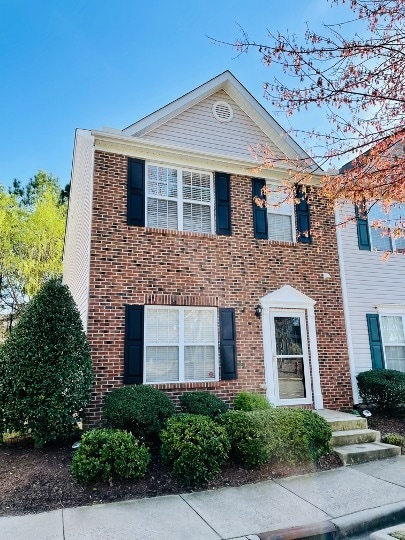property at 21 Edgebrook Cir