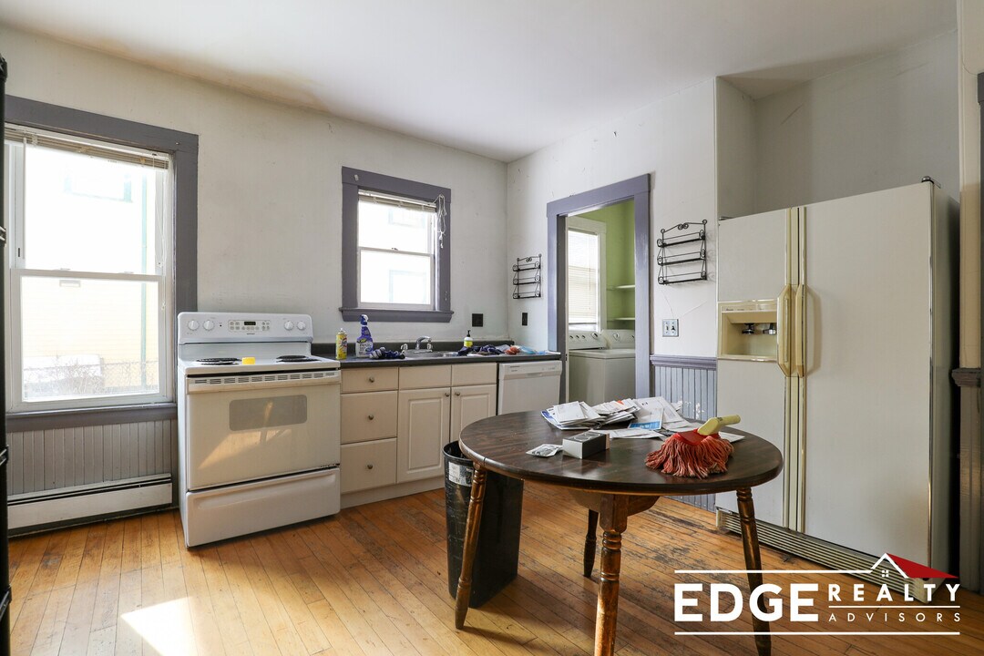 39 Leicester St in Boston, MA - Building Photo