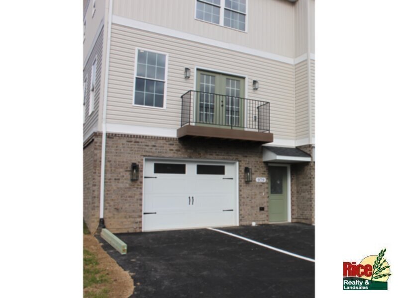 979 Radford St in Christiansburg, VA - Building Photo