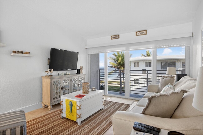 property at 1043 Hillsboro Mile