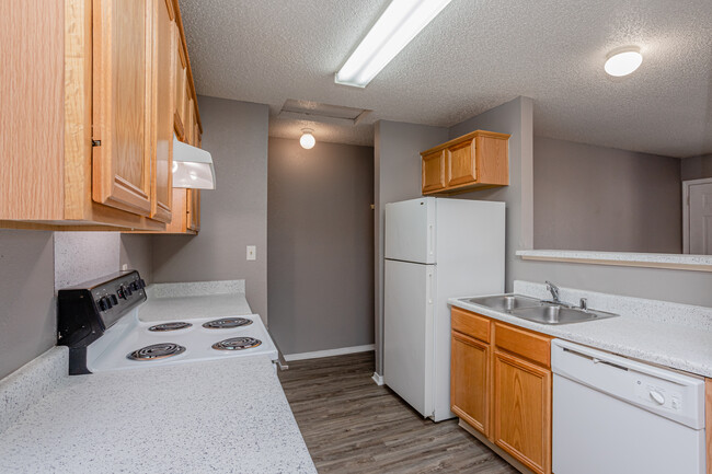 Sentinel of Conway Apartments in Conway, AR - Building Photo - Interior Photo