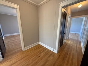 3943 N Kostner Ave in Chicago, IL - Building Photo - Building Photo