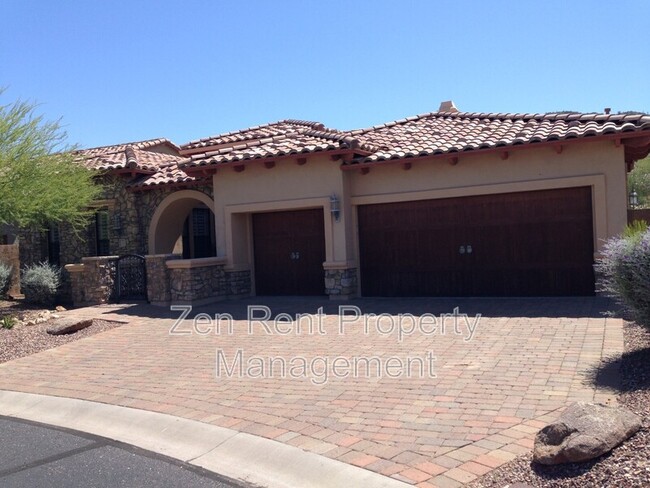 property at 3949 N Arboles Cir