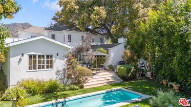 3388 Tareco Dr in Los Angeles, CA - Building Photo - Building Photo