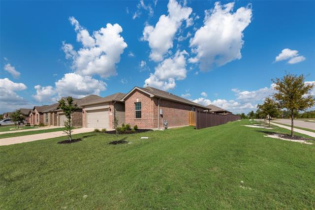 property at 2004 Penaflor Dr