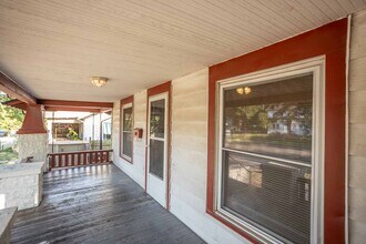 4012 E Central Ave in Wichita, KS - Foto de edificio - Building Photo