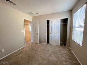 5587 Lushan St in Las Vegas, NV - Building Photo - Building Photo
