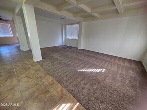 29458 W Columbus Ave in Buckeye, AZ - Foto de edificio - Building Photo