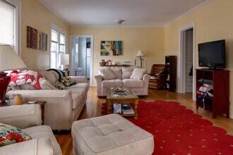 283 S Saratoga St in St. Paul, MN - Building Photo - Building Photo