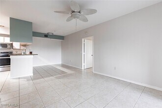 6490 Aragon Way in Ft. Myers, FL - Building Photo - Building Photo