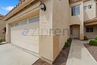 2600 E Springfield Pl in Chandler, AZ - Foto de edificio - Building Photo