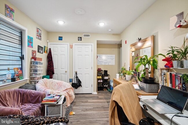 property at 1611 N 17th St