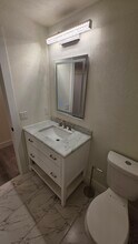 1305 S Puget Dr in Renton, WA - Building Photo - Building Photo