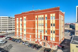 Pullman Lofts - Downtown Cedar Rapids in Cedar Rapids, IA - Building Photo - Building Photo